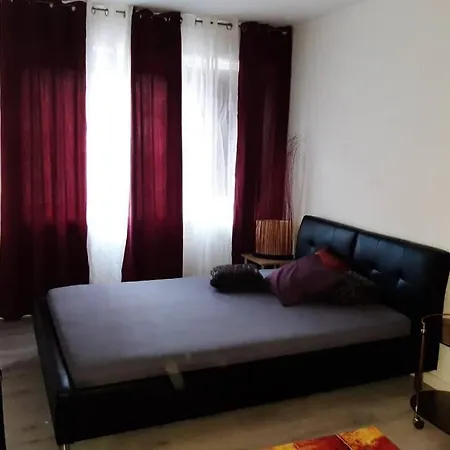 Privat,geschaeftlich Oder Familienausflug... Lejlighed