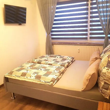 Privat,geschaeftlich Oder Familienausflug... דירה